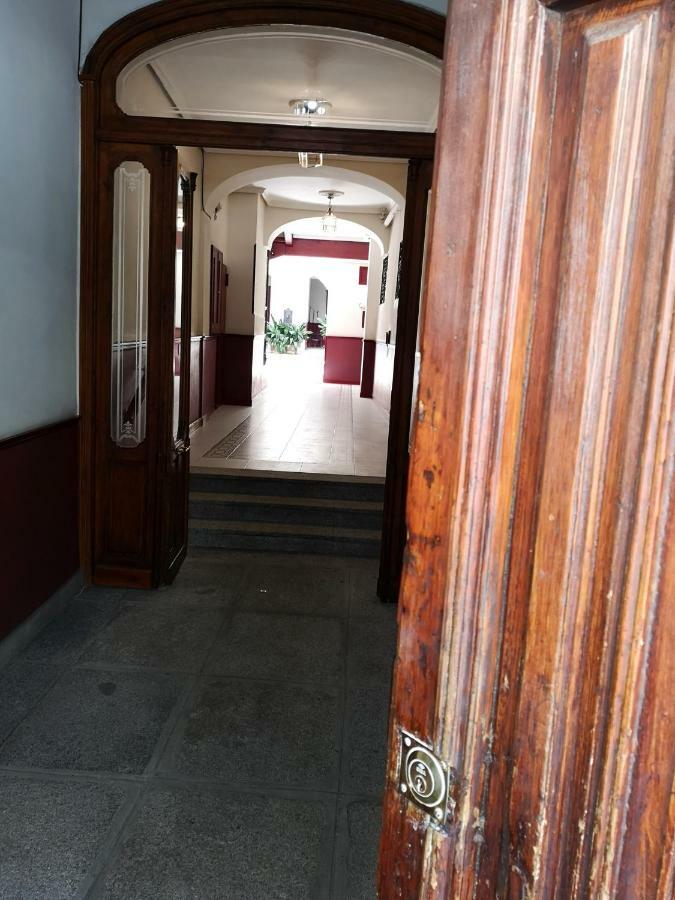 Apartamento Atocha 68 Apartment Madrid Ngoại thất bức ảnh